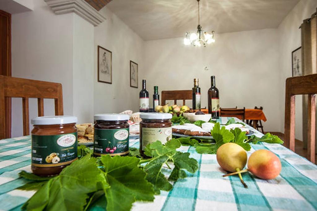 Santa Sofia d'Epiro Agriturismo Miracco Atanasio Franco "Il Maniero" מראה חיצוני תמונה